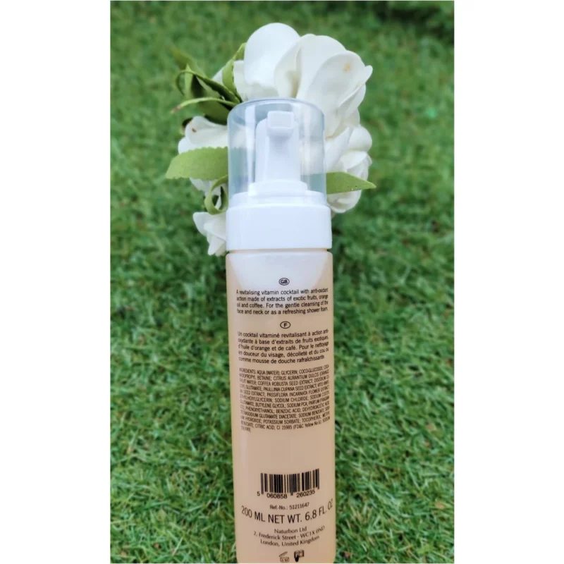 Naturbon Superfood VitaPOWER Cleansing Foam Face Wash - Image 4